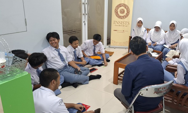 Kelas Eksklusif